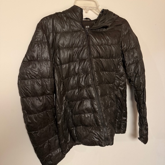 Uniqlo Jackets & Blazers - Uniqlo Ultra Light Down Hooded Jacket